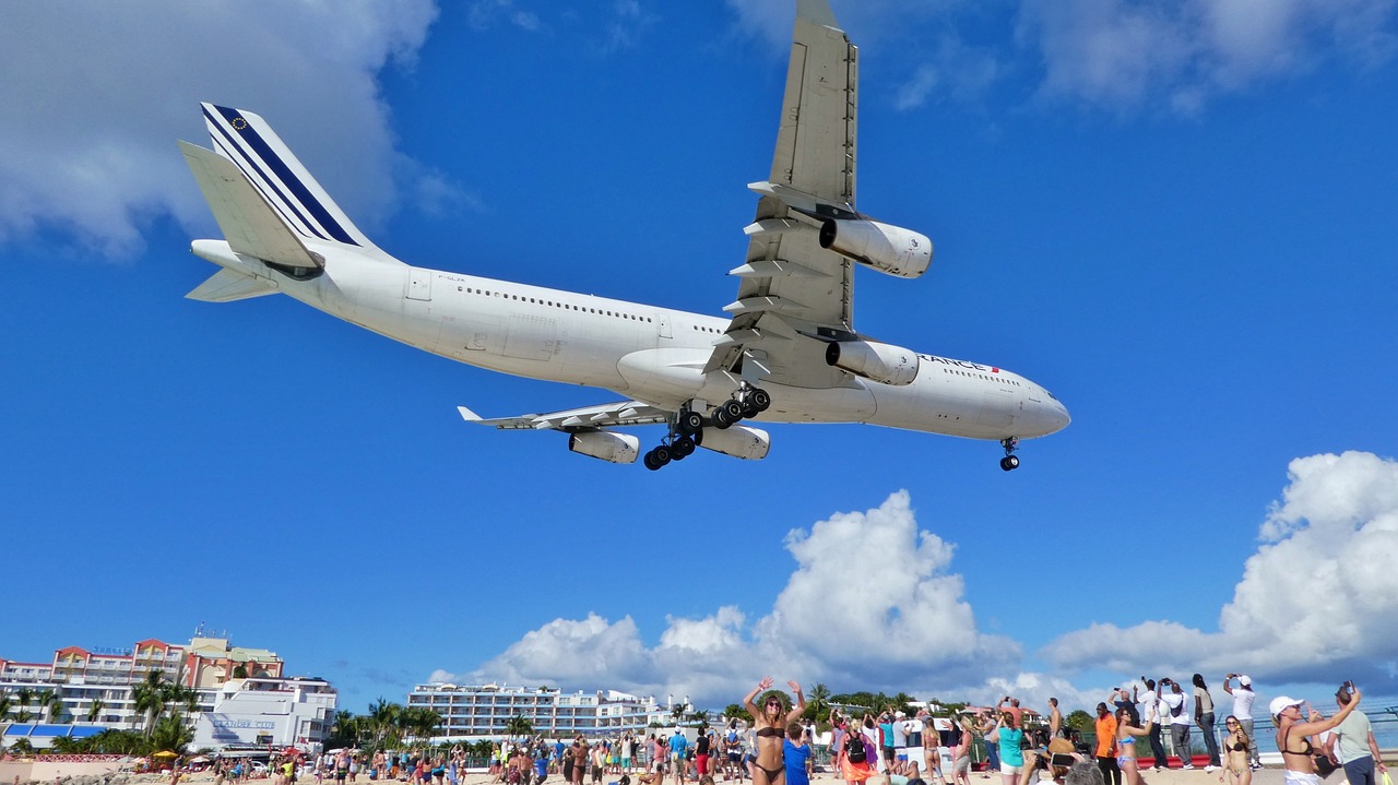 Ultimate 4-Day St. Maarten and St. Martin Adventure